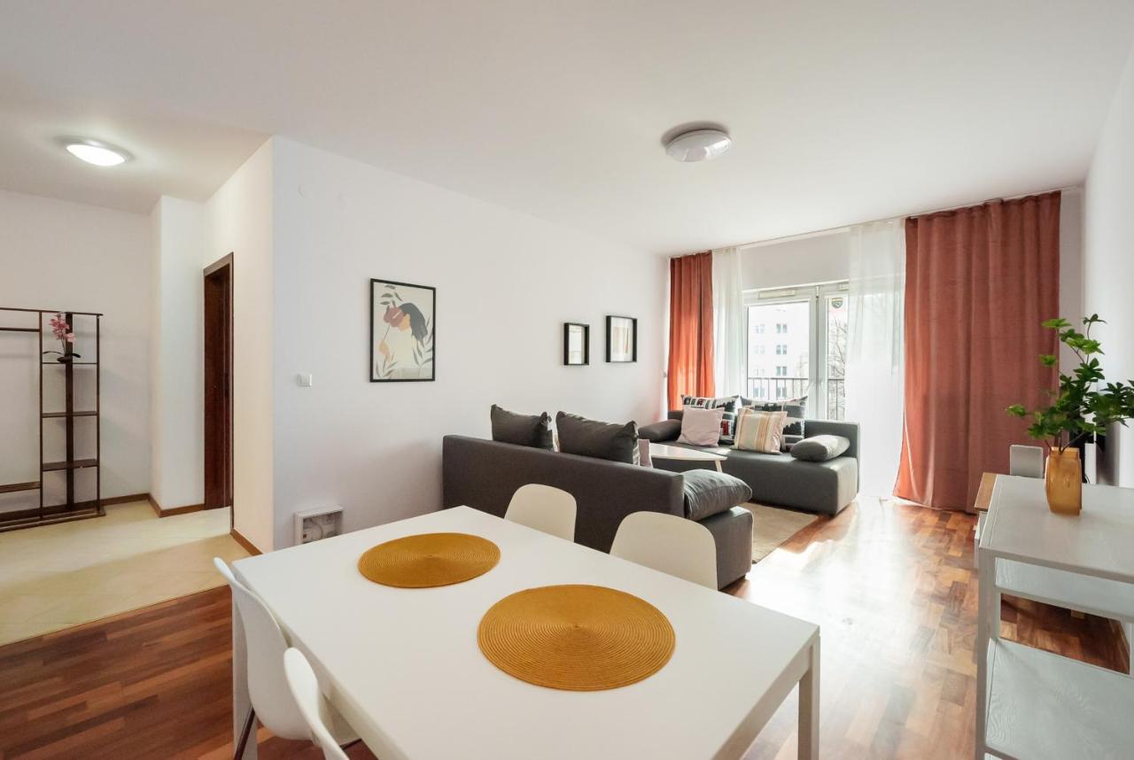 Wola Sunshine Apartment Free Parking Varsó Kültér fotó