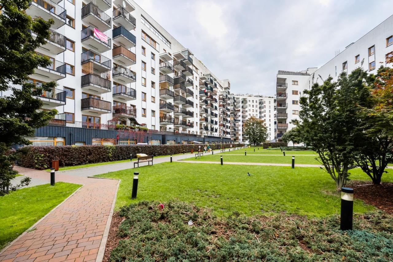 Wola Sunshine Apartment Free Parking Varsó Kültér fotó